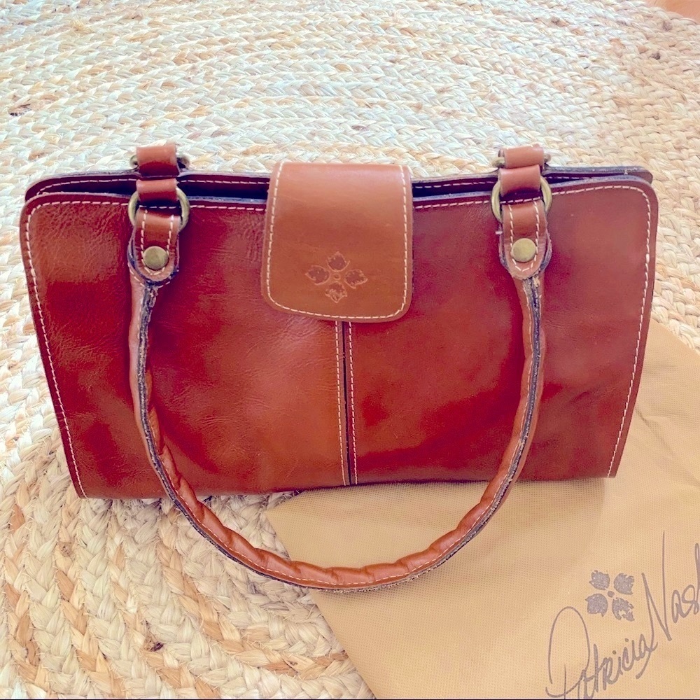 NWT Patricia Nash Heritage Rienza Shoulder Bag - Picture 4 of 10